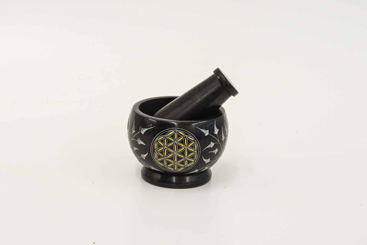 Mörser aus Speckstein, schwarz, Sujet Blume des Lebens