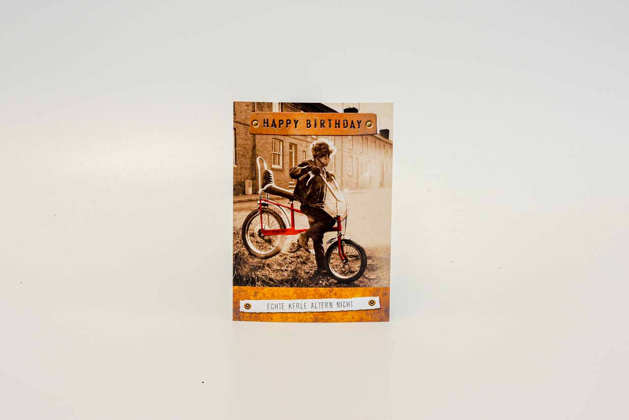 Postkarte Happy Birthday-echte Kerle altern nicht