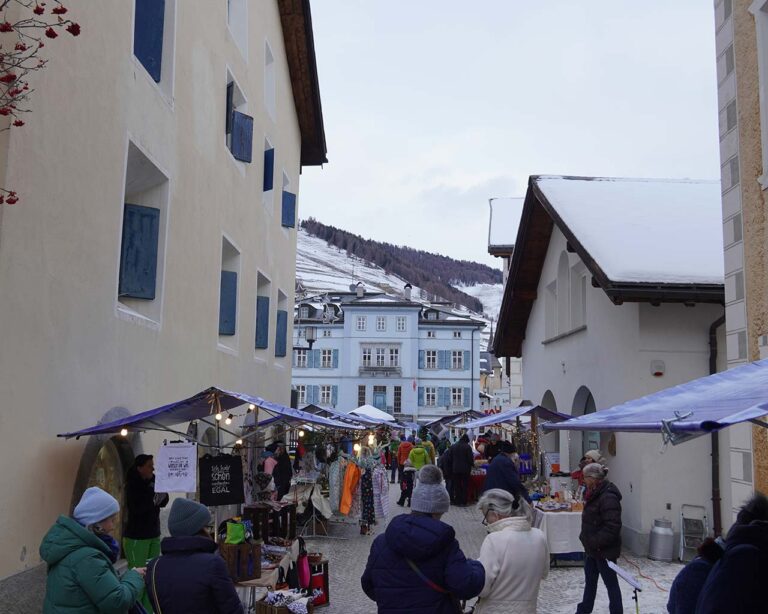 Weihnachtsmarkt Zuoz